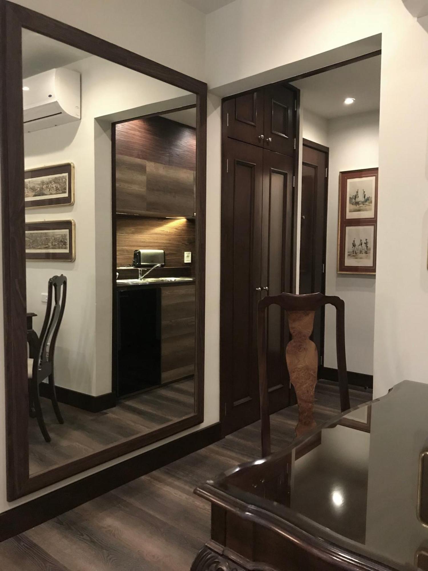 Casa Corp Boutique Suites In Condesa Мехико Экстерьер фото